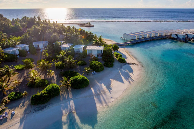 Holiday Inn Resort Kandooma Maldives